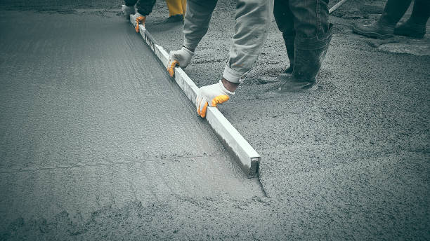 Best Affordable Concrete Contractor  in Mona, UT